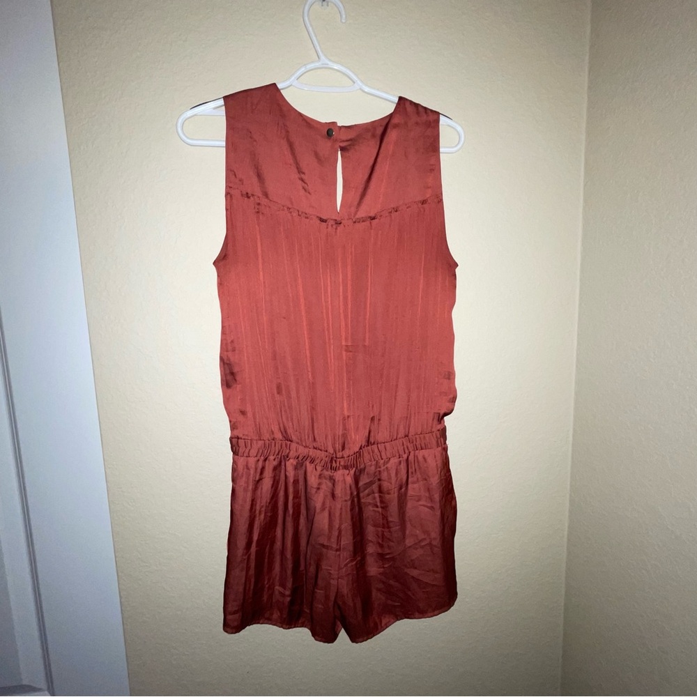 BCBGeneration Rust Sleeveless Romper - Picture 5 of 9